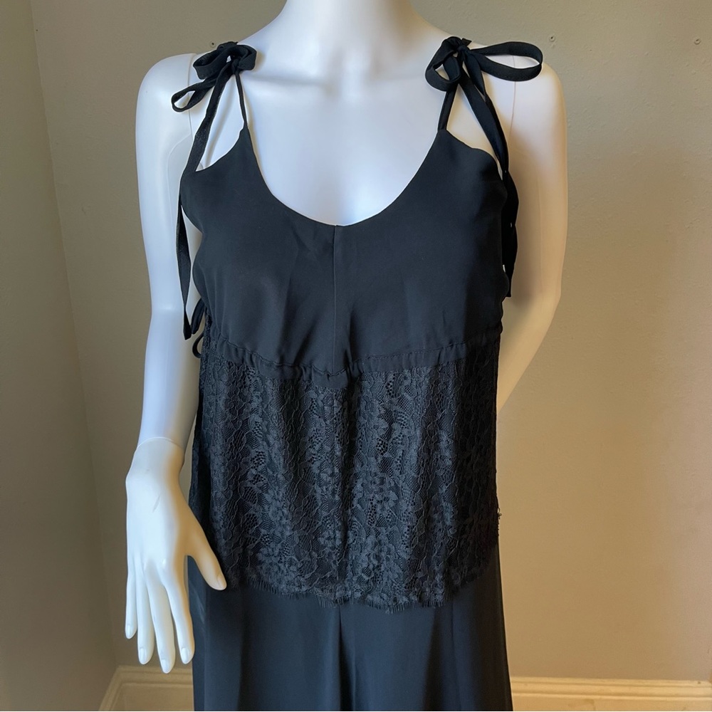 Chiffon Lace-Trim Maxi Dress
Size small
New with tags
Brand is Forever 21 - Picture 4 of 14